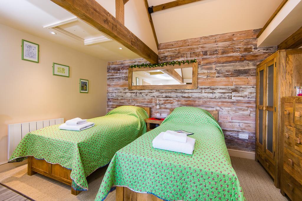 Bed and Breakfast Widbrook Barns Брадфорд на Аэвен Экстерьер фото