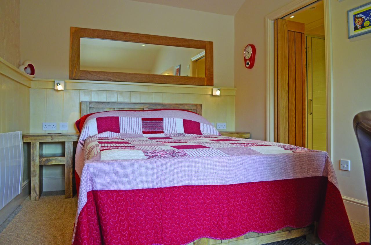 Bed and Breakfast Widbrook Barns Брадфорд на Аэвен Экстерьер фото