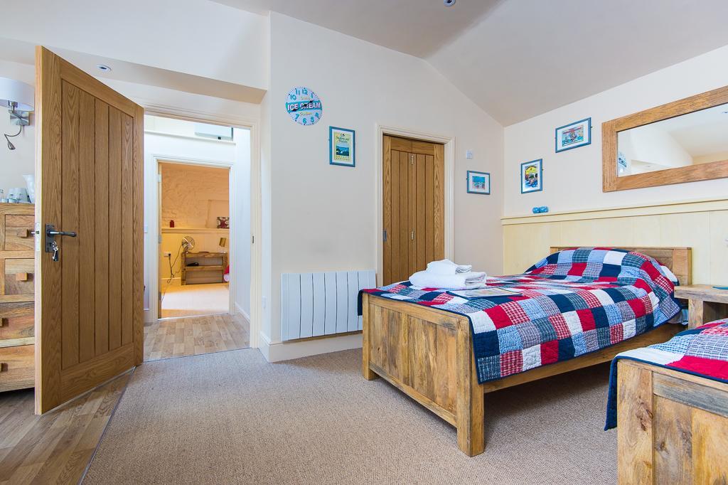 Bed and Breakfast Widbrook Barns Брадфорд на Аэвен Экстерьер фото