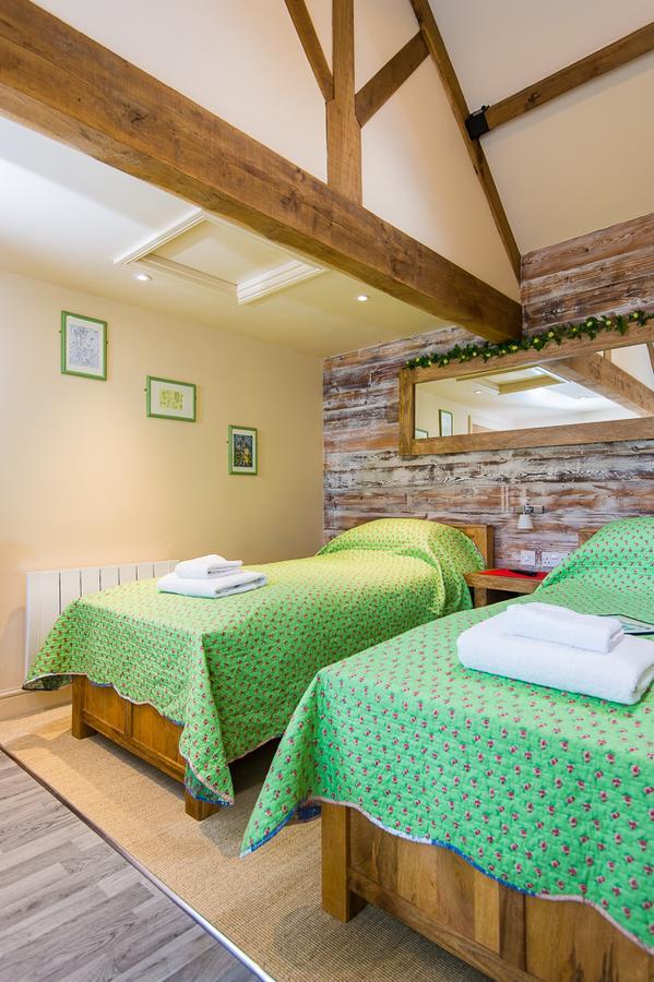 Bed and Breakfast Widbrook Barns Брадфорд на Аэвен Экстерьер фото