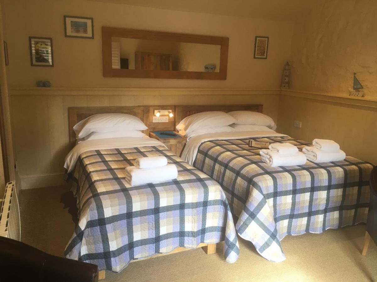 Bed and Breakfast Widbrook Barns Брадфорд на Аэвен Экстерьер фото